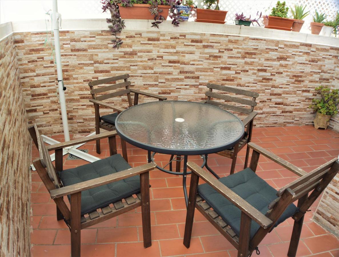 Atico Duplex Marques De Reyes Apartman Sevilla Kültér fotó