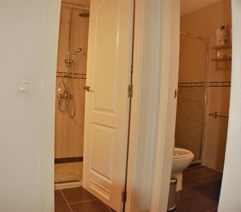 Atico Duplex Marques De Reyes Apartman Sevilla Kültér fotó
