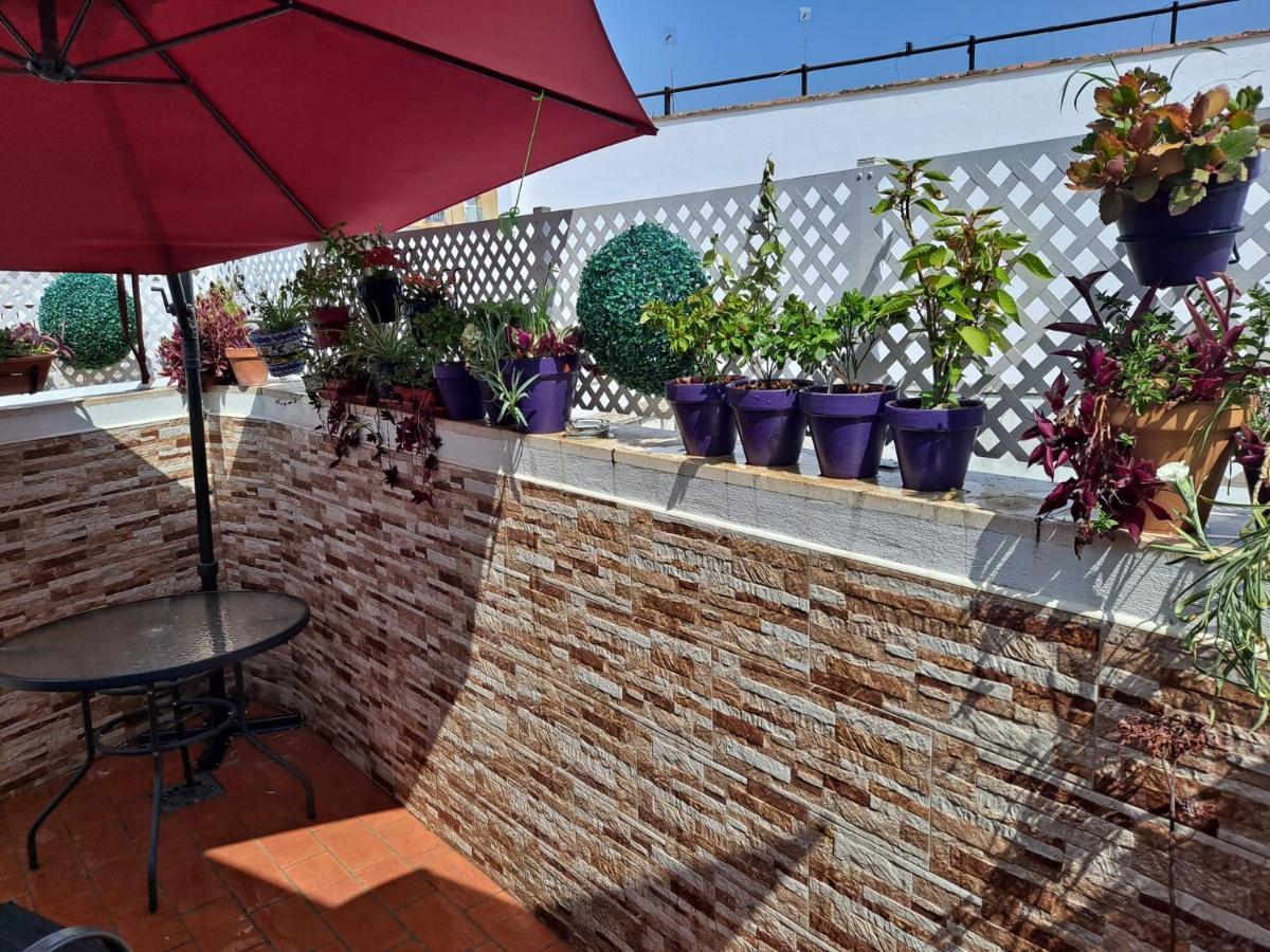 Atico Duplex Marques De Reyes Apartman Sevilla Kültér fotó