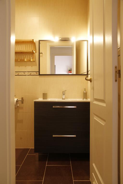 Atico Duplex Marques De Reyes Apartman Sevilla Kültér fotó